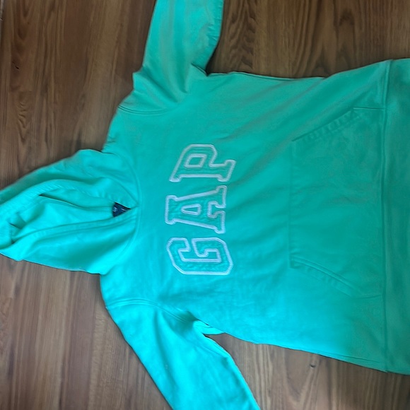 GAP Sweatshirt - Picture 1 of 4